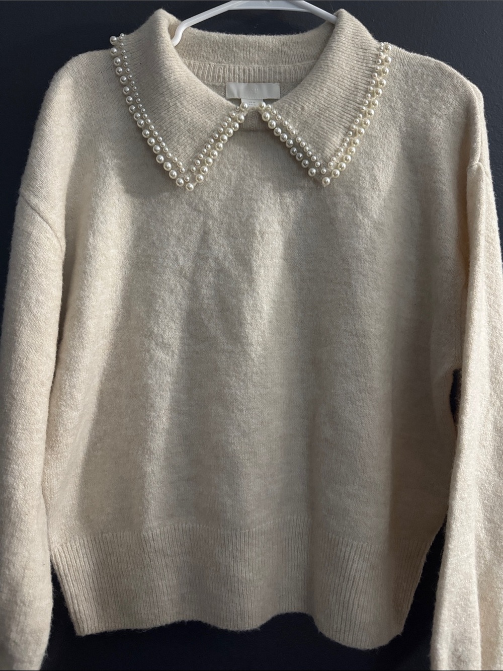 Pearl-Collar Cream Women's Sweater
